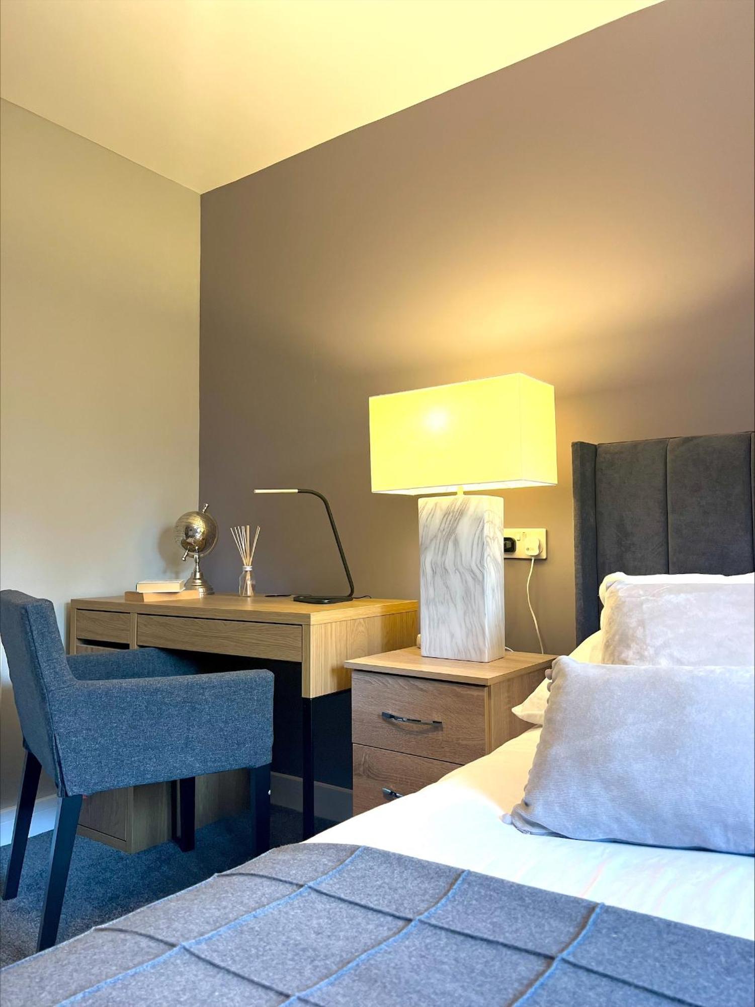 Castle Rise Accommodation キングストン・アポン・ハル エクステリア 写真